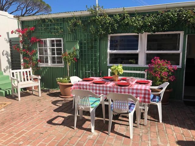 קייפטאון Sherwood Boutique Cottage מראה חיצוני תמונה